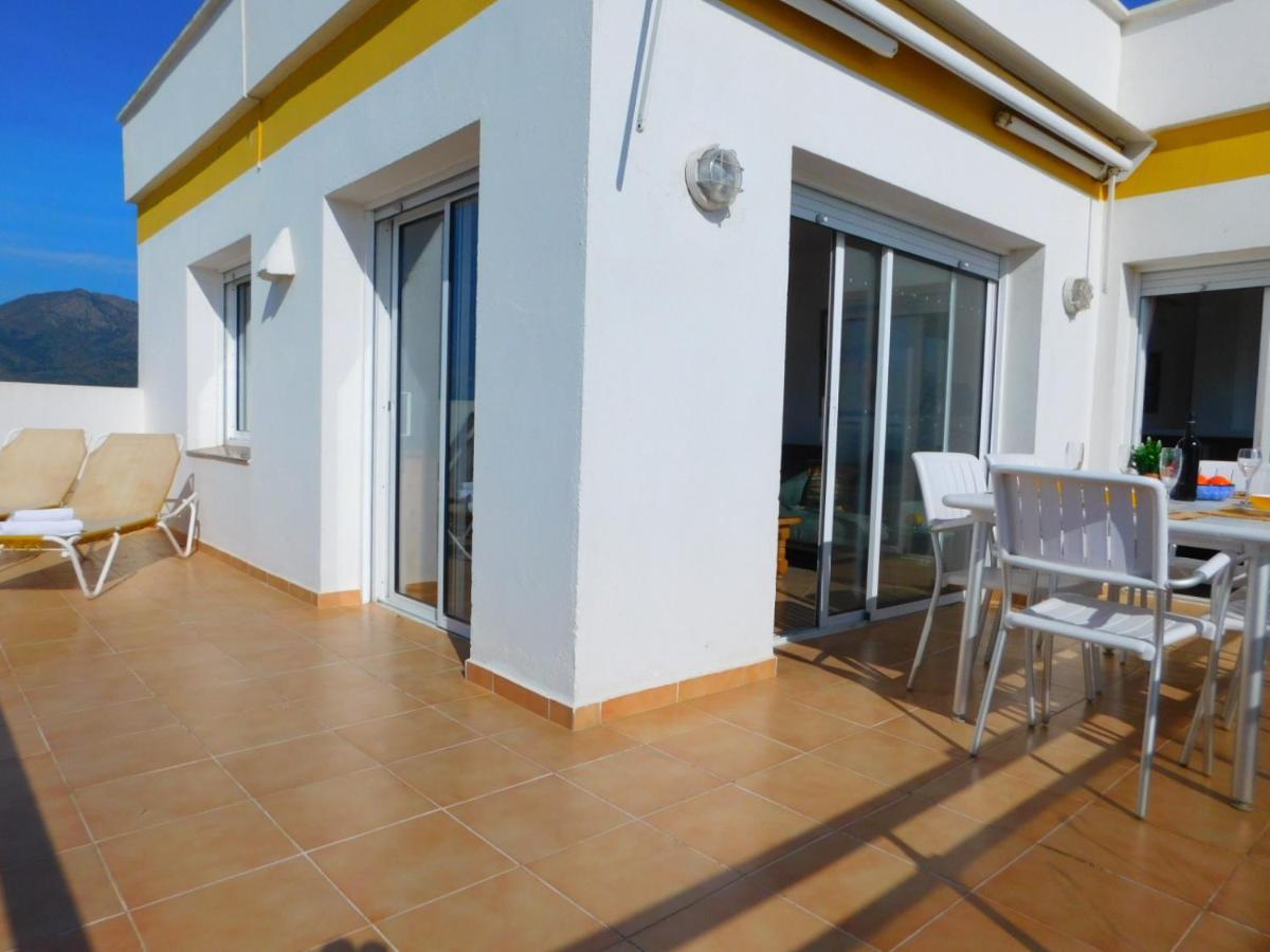 Gmid Immo Apartamento Oasis Atico Rosas Exterior foto